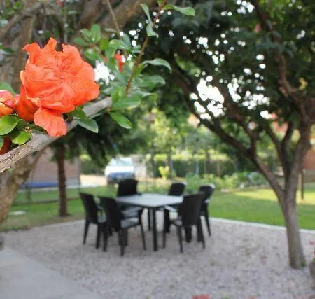 I Melograni Bed & Breakfast *